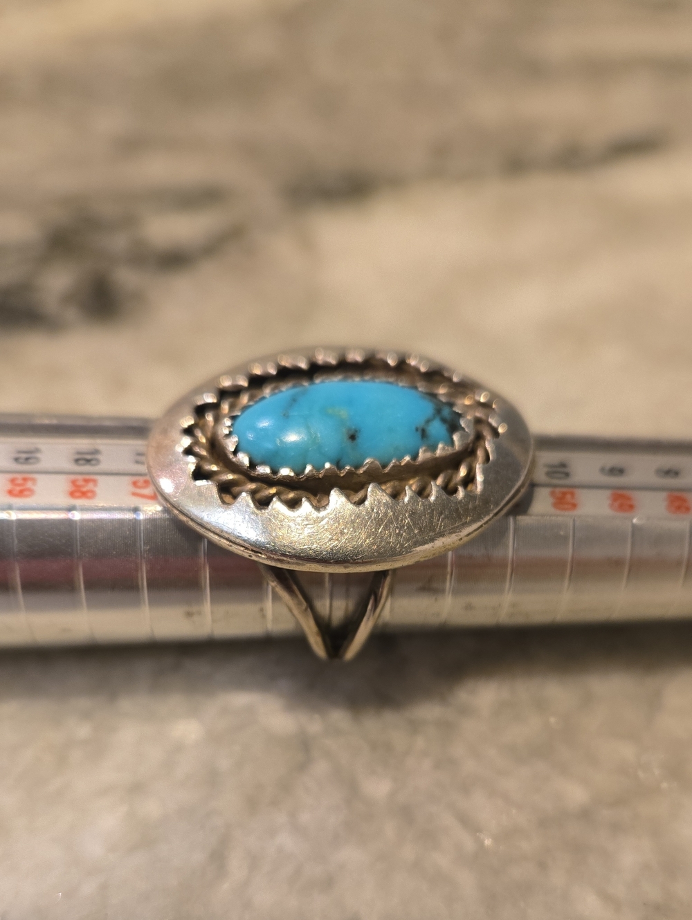 Navajo Design Turquoise Ring - Picture 11 of 11